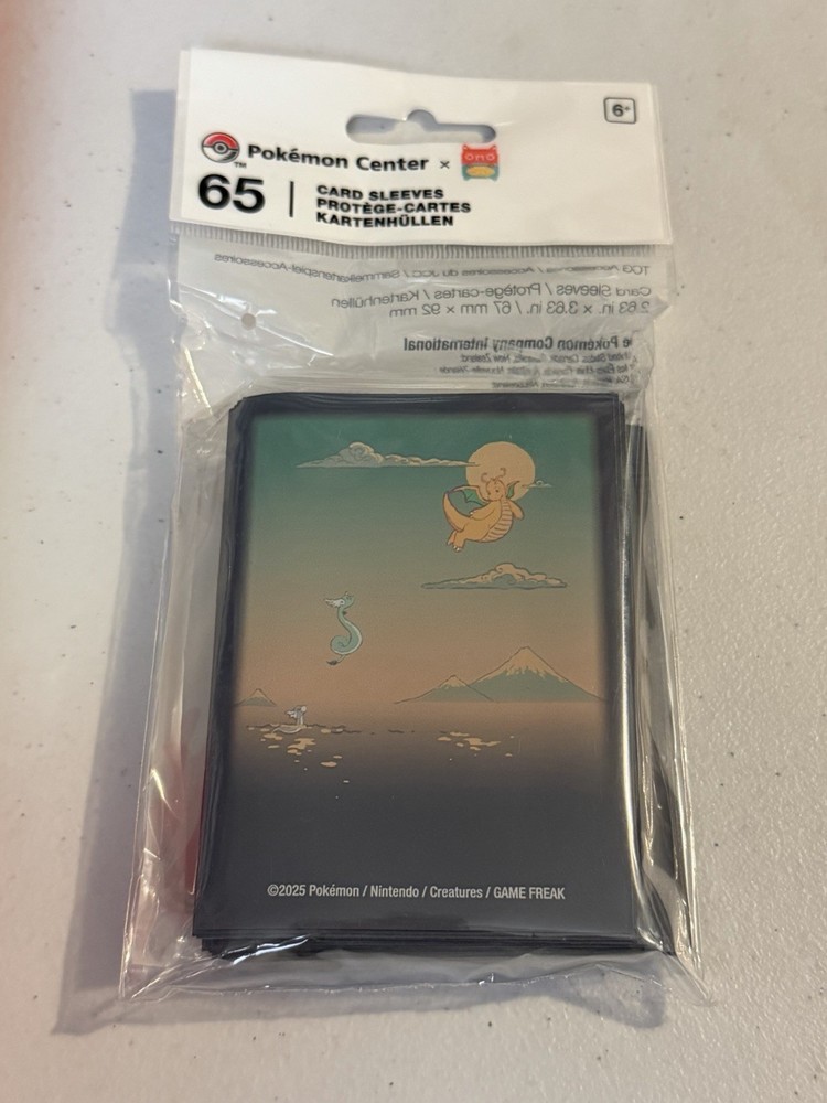 Dragonite Onocat Card Sleeves