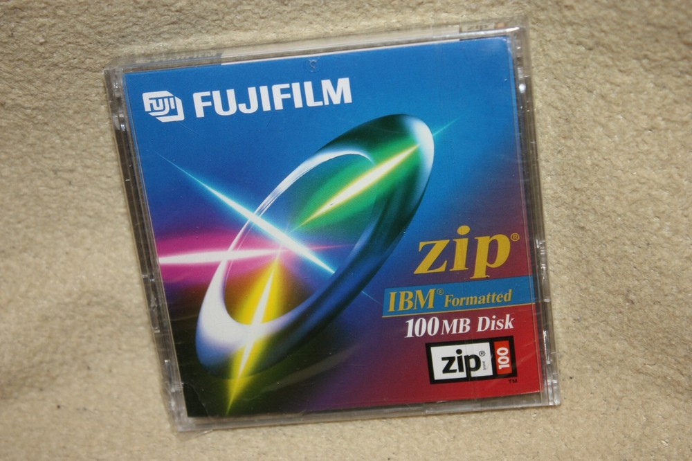 Fujifilm Zip Disk 100 MB  IBM Formatted