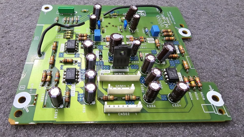 Sony MDS-JA333ES. AD board
