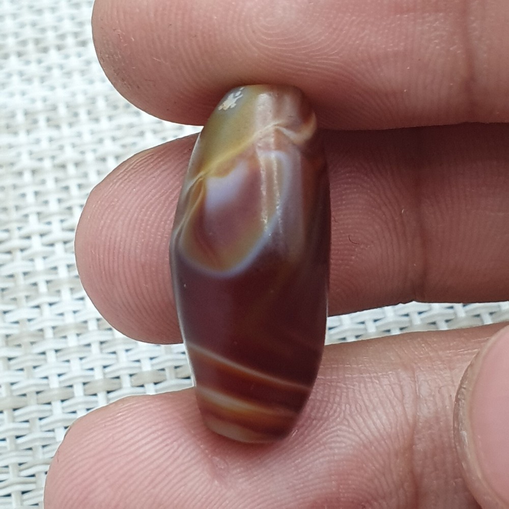Middle Eastern Yemeni Anitique Agate Natural Pattern Bead