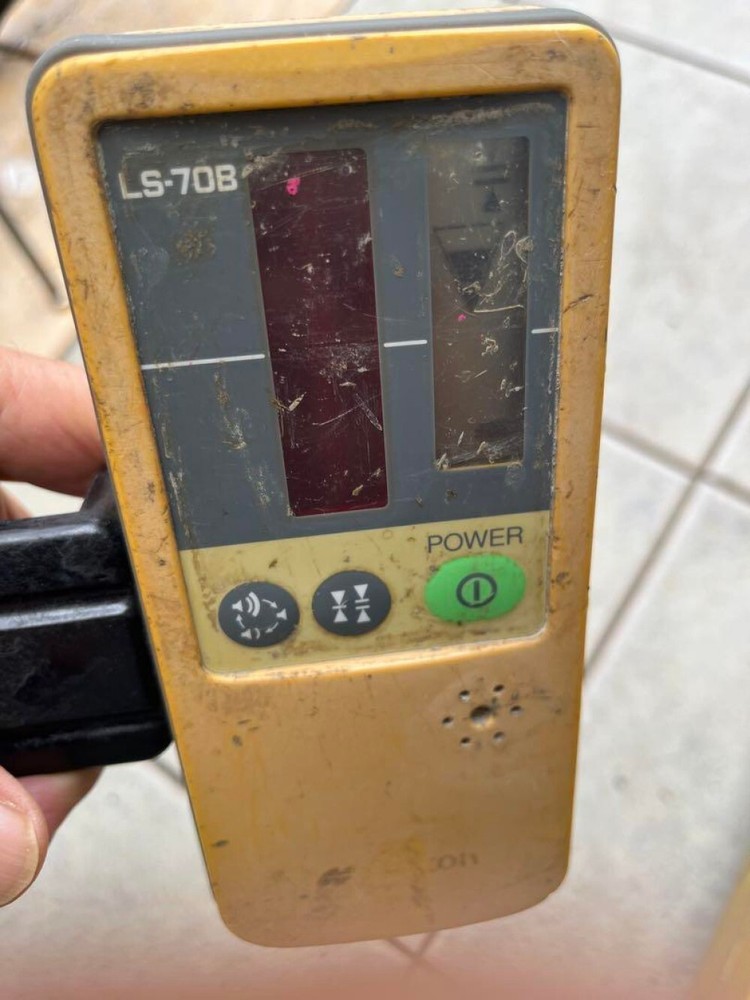 Topcon RL-H3C Self Leveling rotary laser level Tested Working