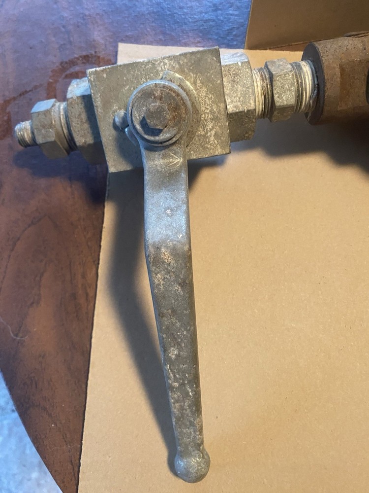 USED BOSCH BLADDER ACCUMULATOR With Valve