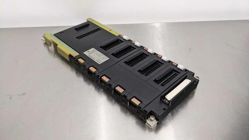 Omron CS1W-BC053 Base Unit