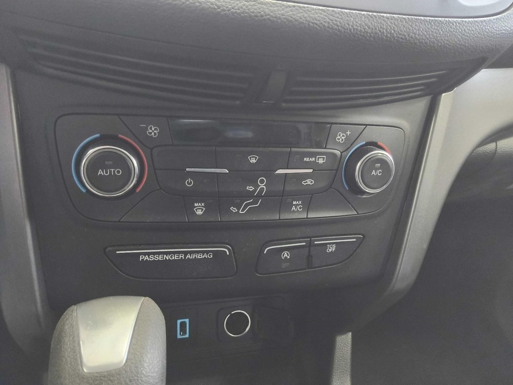 Used A/C Selector Switch fits: 2017 Ford Escape Front automatic temperature cont