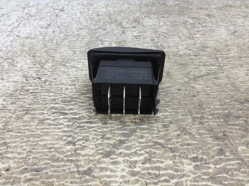 Carling Technologies VED2 20 A 12 VDC 3 Position Maintained New (TSC)