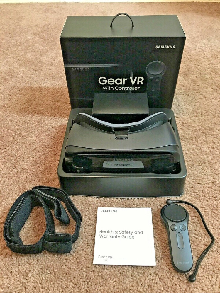 Samsung Gear VR SM-R324 With Controller Virtual Reality Headset Games Apps USB-C