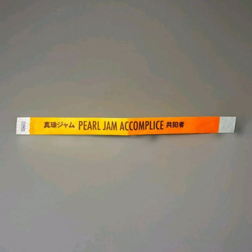 Pearl Jam 2 Wristbands 真珠ジャム PEARL JAM ACCOMPLICE 共犯者 Unused Orange Ten Vedder