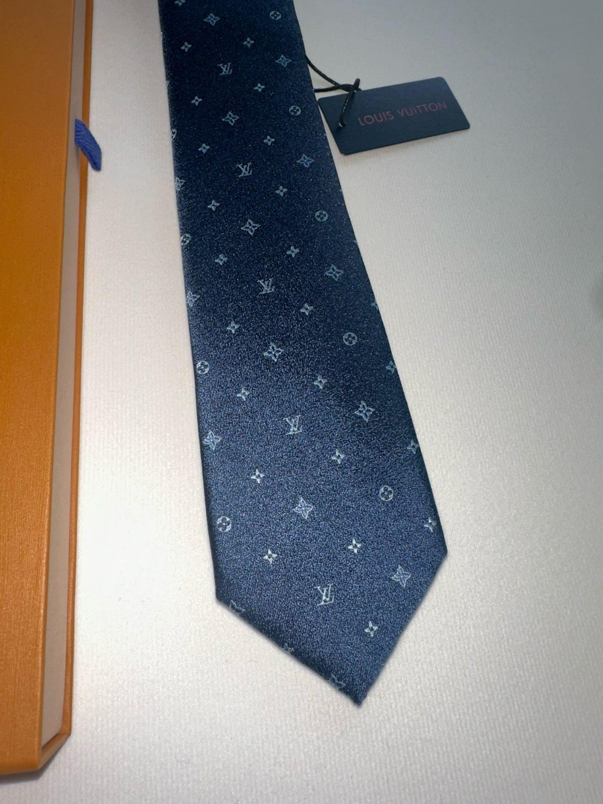 Authentic Louis Vuitton 100% Silk Tie Micro Monogram Tie Blue Made in Italy