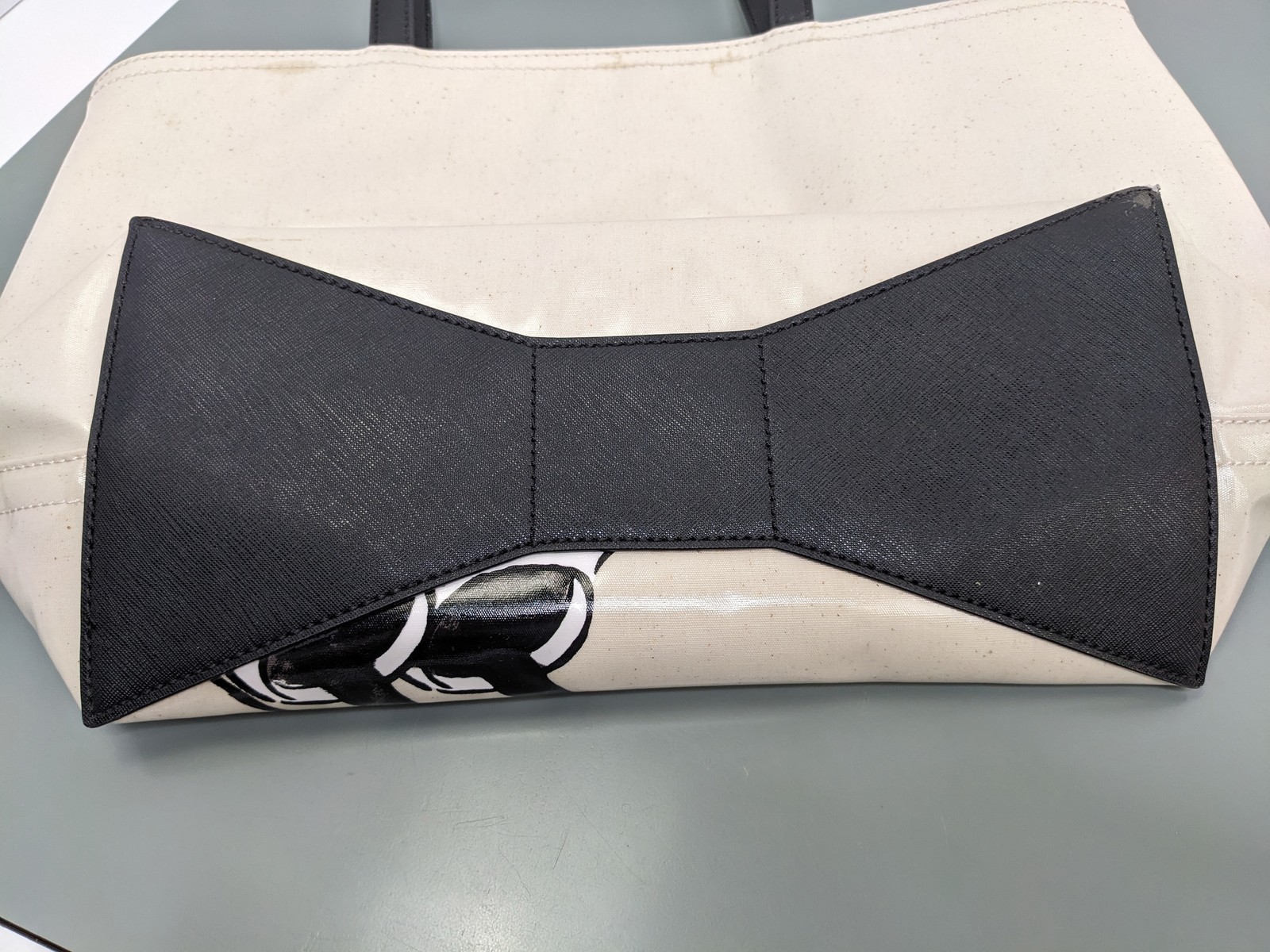 Kate Spade Disney X Minnie Mouse Coated-Canvas Zip-Top Tote Bag, White Used KSNY