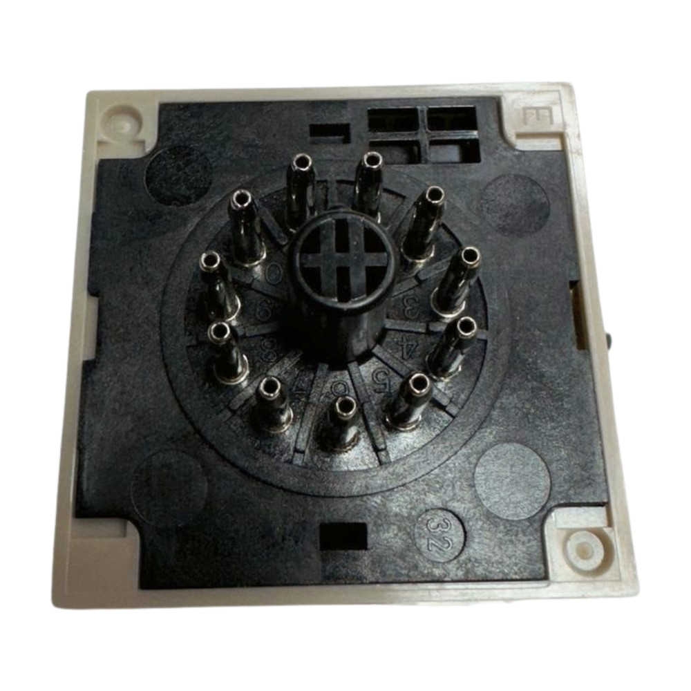 Omron H3CR-AP Solid State Timer, 0-1.2min 24-48VAC, 12-48VDC, 2680S1