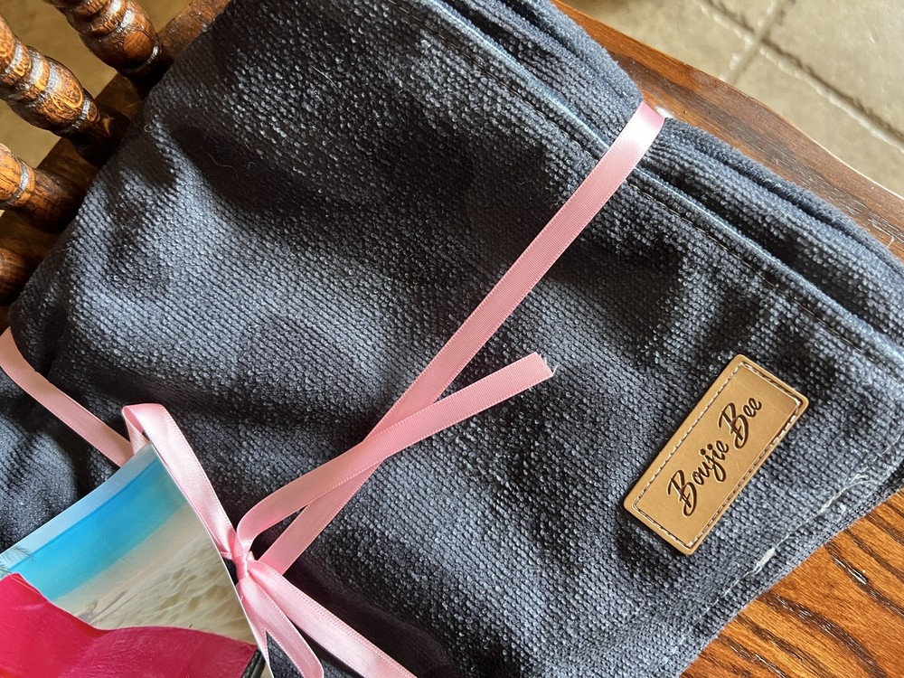 Boujie Bee Lounger Towel (GRAY PATTERN)