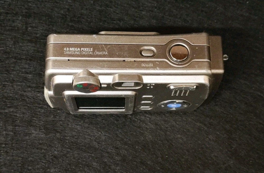 Samsung Digital Camera Digimax 430 4.0MP Silver TESTED