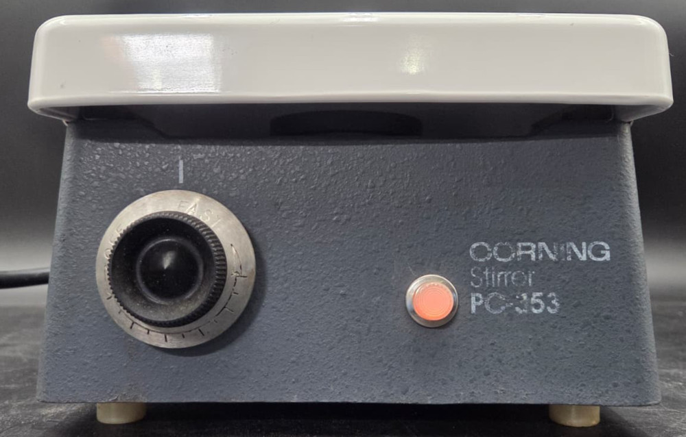 Corning PC-353 Ceramic Top Laboratory Stirrer