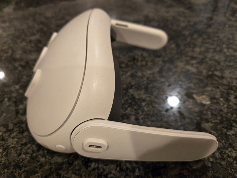 META QUEST 3 128GB HEADSET R14