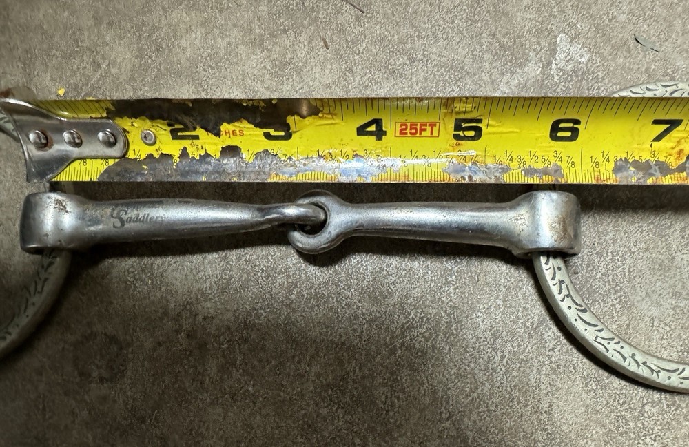 Loose Ring Snaffle Bit - 5 3/4”