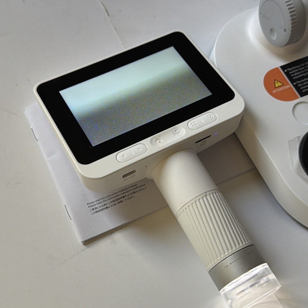 Beaverlab Smart Microscope Darwin M2 100X-1600X Digital Handheld 4.0" Screen