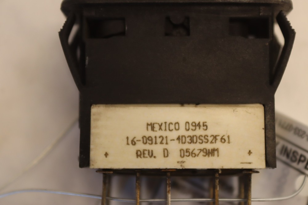 2006-2015 PETERBILT 386 ENGINE BRAKE LEVEL DASH/CONSOLE SWITCH BUTTON OEM