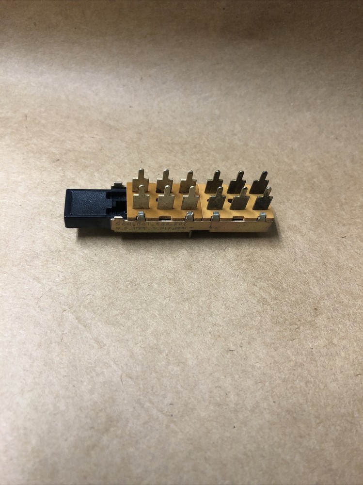 SWITCHCRAFT PART# 75121A90A