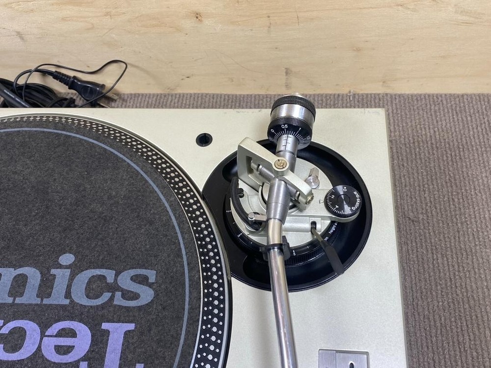 Technics SL-1200MK5 Black DJ Turntable record player