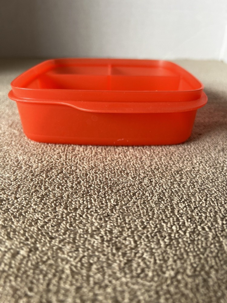 Tupperware Lunch It Replacement Divided Lunch Box 7503B Red