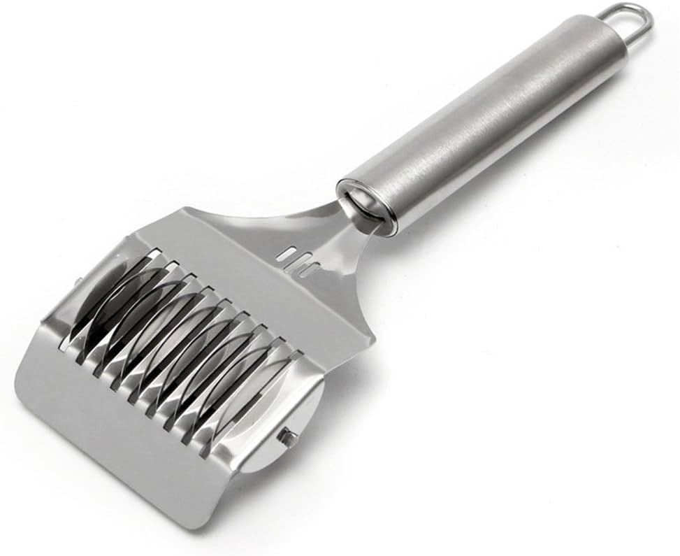 Multi-Purpose Noodle Lattice Roller with 360° Cutting - Kitchen Essential
