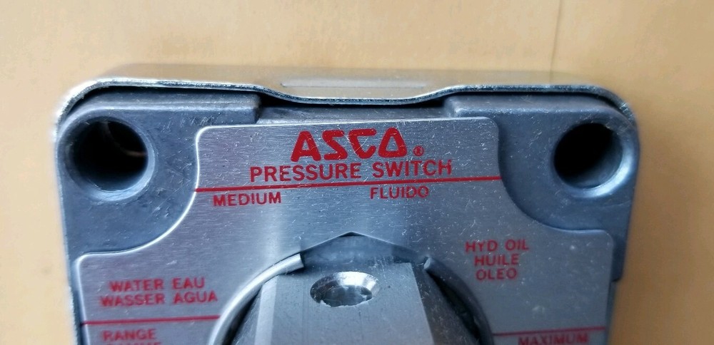 Asco RN20B42 Tri-point Pressure Switch (New/Surplus)