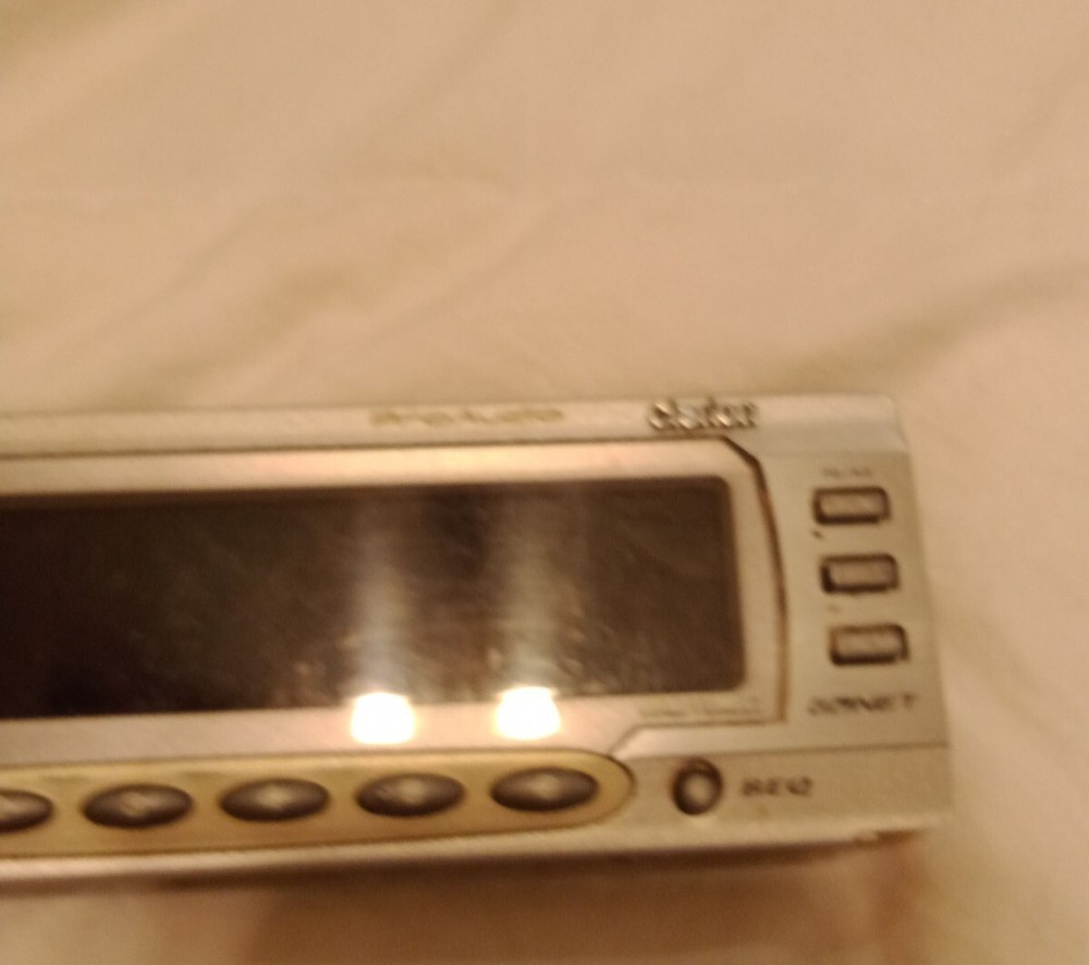 CLARION XDZ615 STEREO CD FACEPLATE Only (Used).