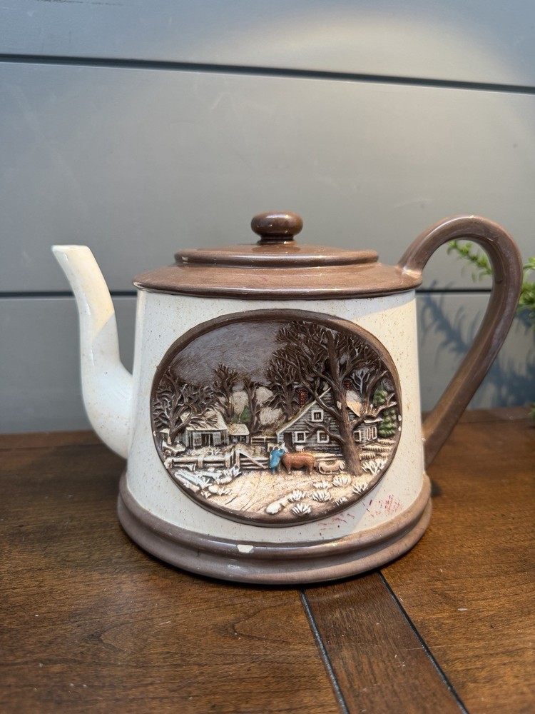 Teapot Kettle Brown/Beige by HERSHEY MOLD 1980