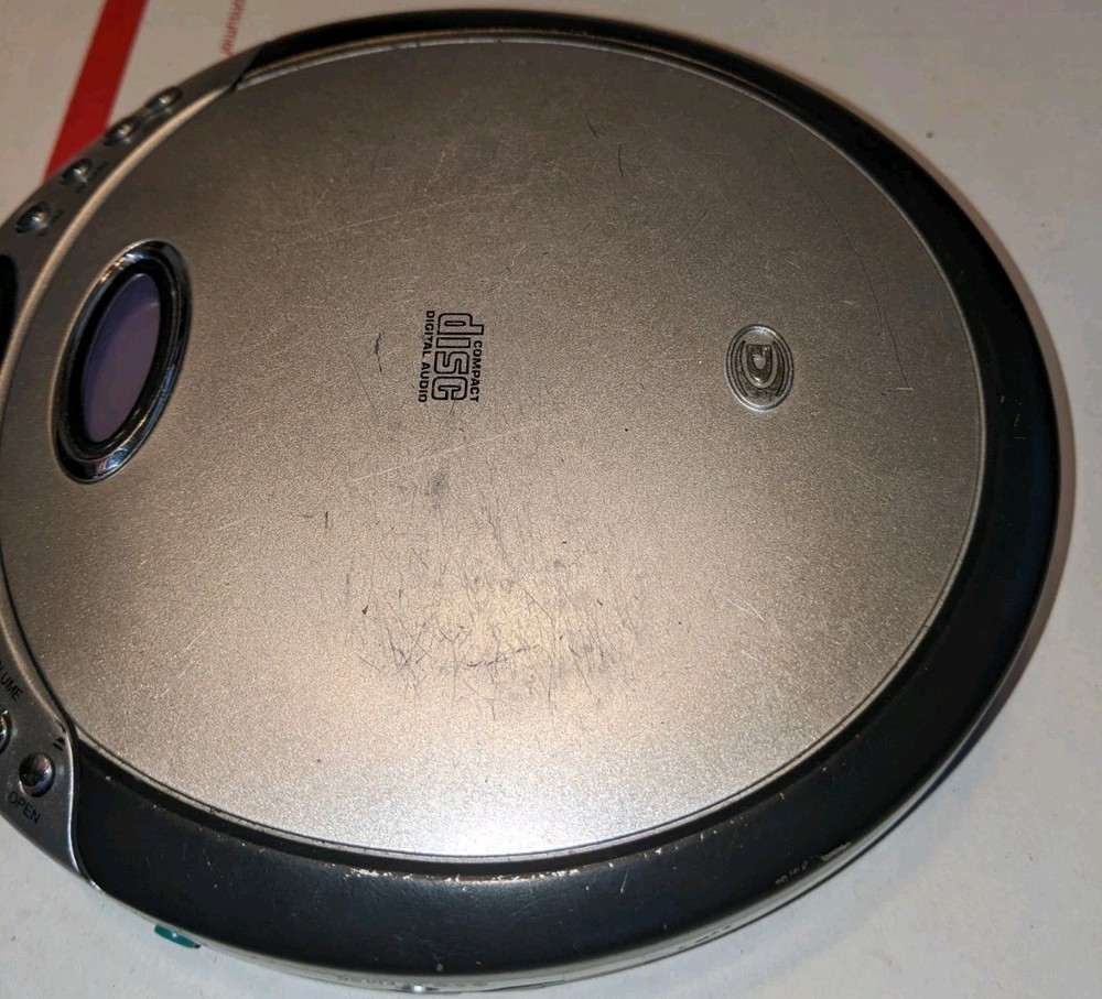 Durabrand CD-566 Personal Portable Cd Player Tested Working