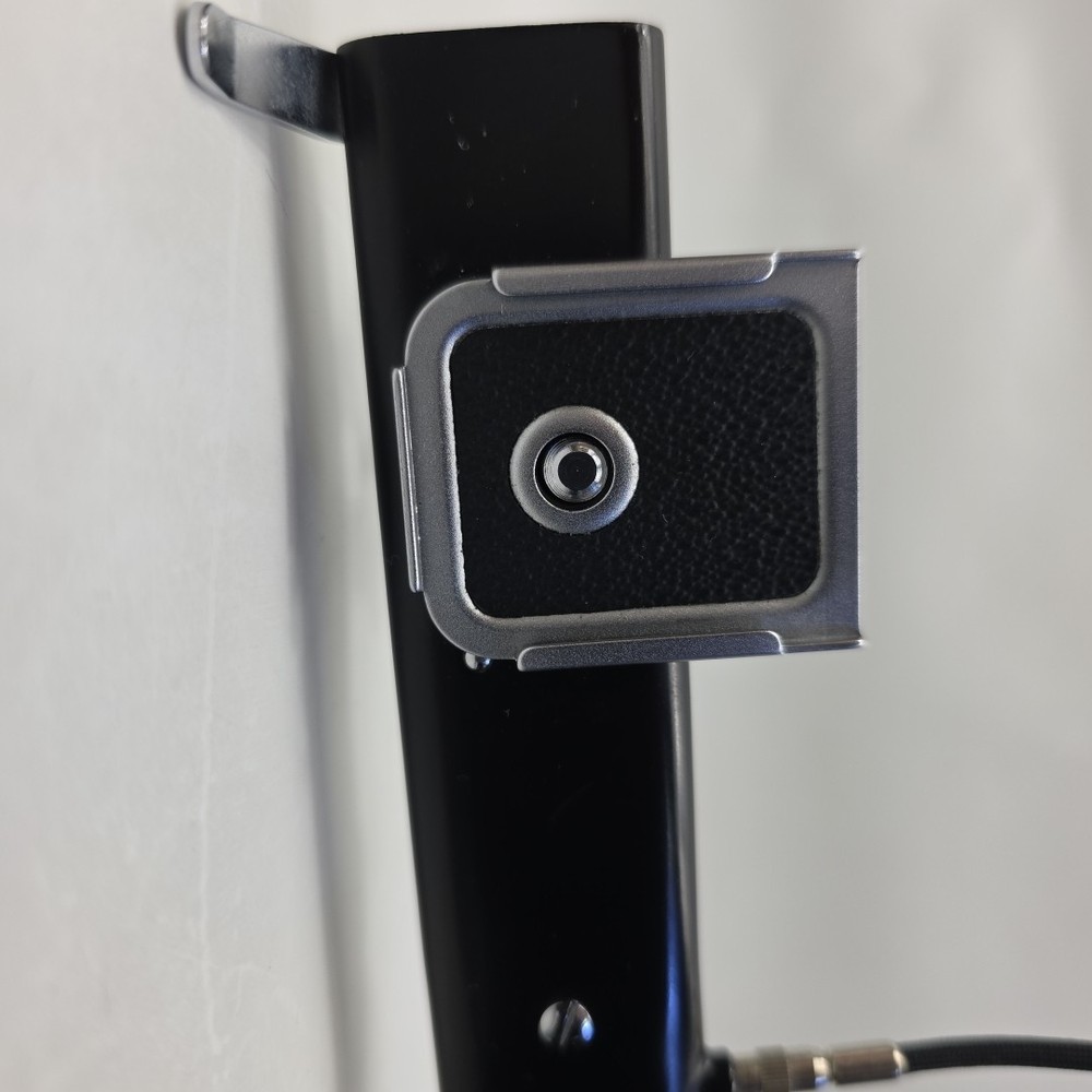 Hasselblad Flash Bracket 45071 Left Hand Grip