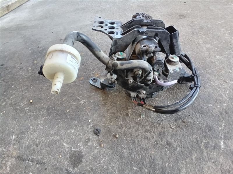 TESLA S 2014 Suspension Pump 318532
