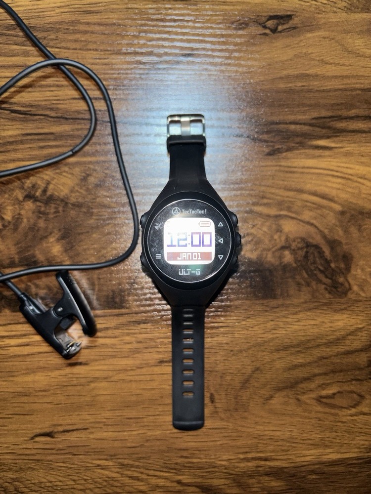 TecTecTec ULT-G Stylish, Lightweight and Multi-Functional Golf GPS Watch
