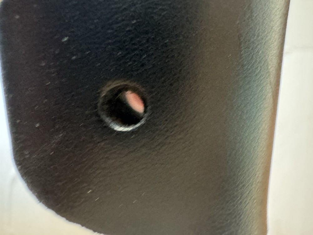 Galls Holder