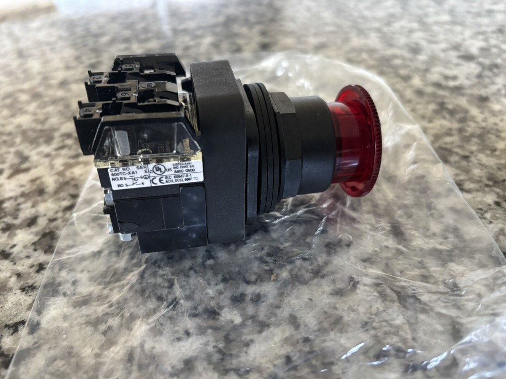 800H-FRXTS00X, Allen-Bradley, Push Button, 2-position, Push-Pull Device,4,4X,13