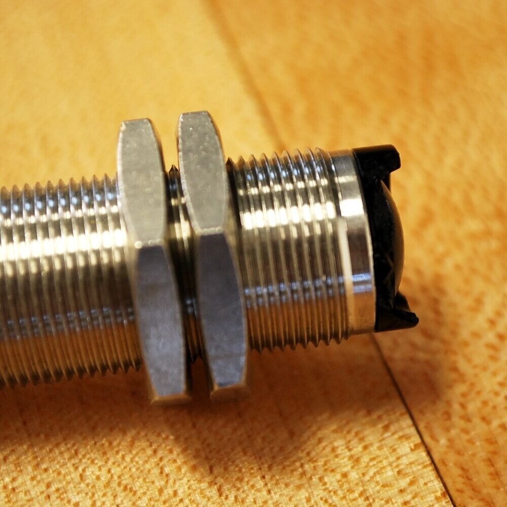 SICK VS/VE18-3F3240 Optical Sensor, Photoelectric Receiver 20 Meter Range