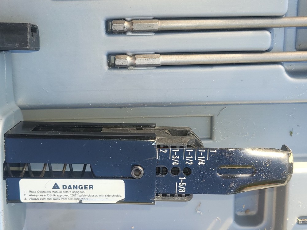 Senco DuraSpin Collated Screw Driver Fastening System