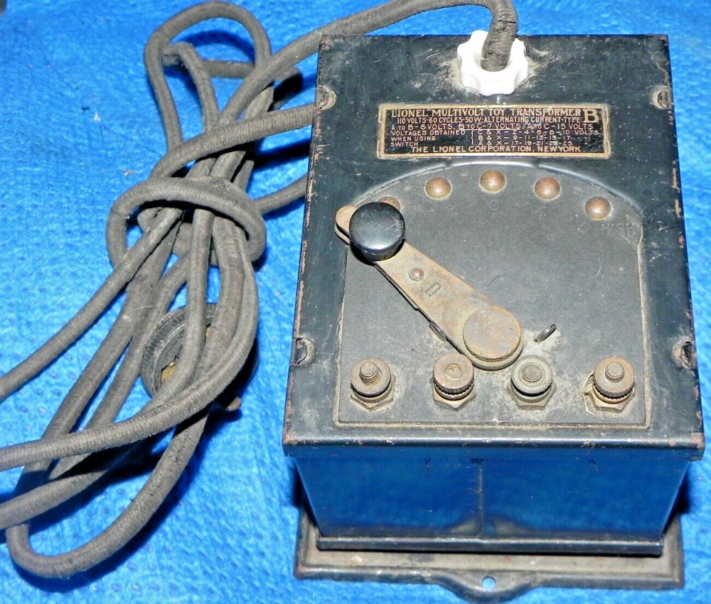 LIONEL MULTI VOLT Transformer TYPE B
