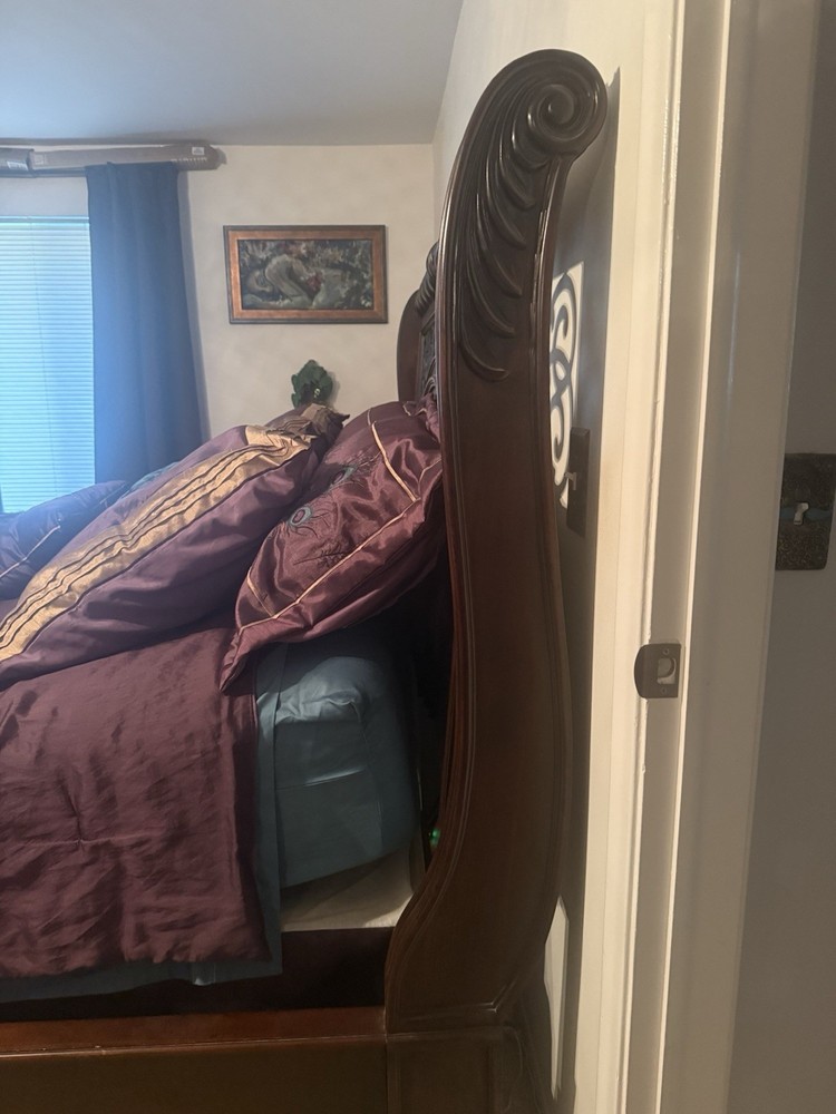 Arbor Place King Size Bedroom Suite