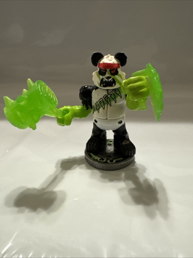 2021 Legends of Akedo Powerstorm Series - COMMANDER PANDA - Ultimate Warrior