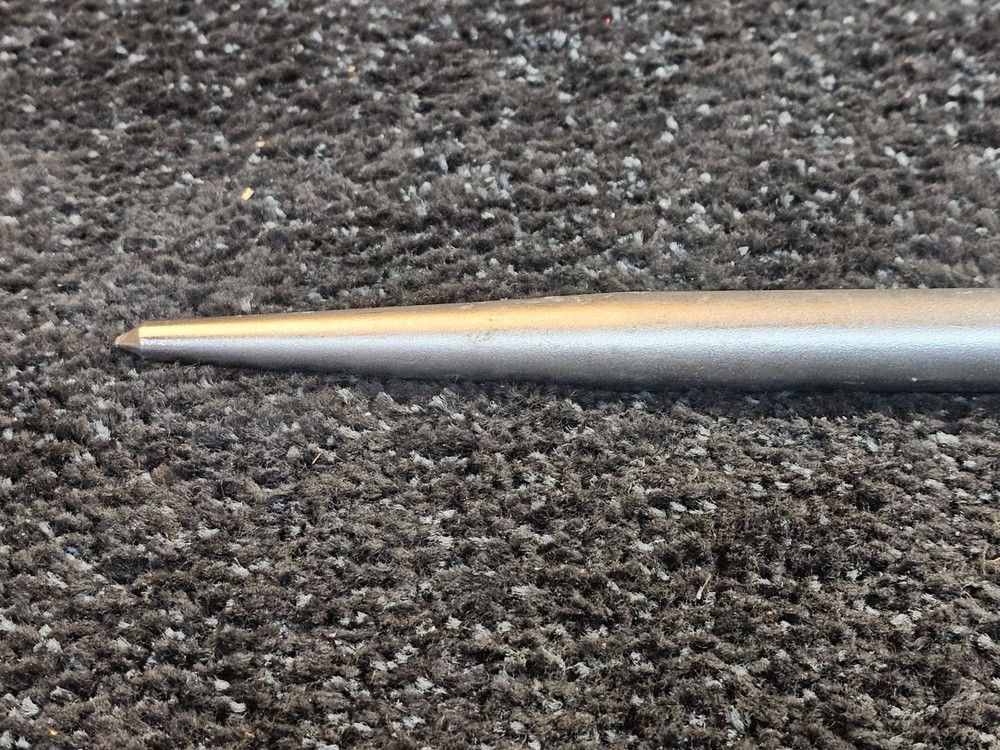 WESTWARD Alignment Pry Bar 36" Overall Length