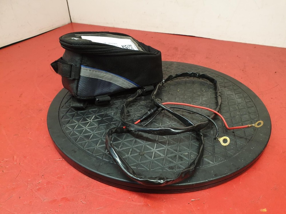 2011 BMW S1000RR USB PORT