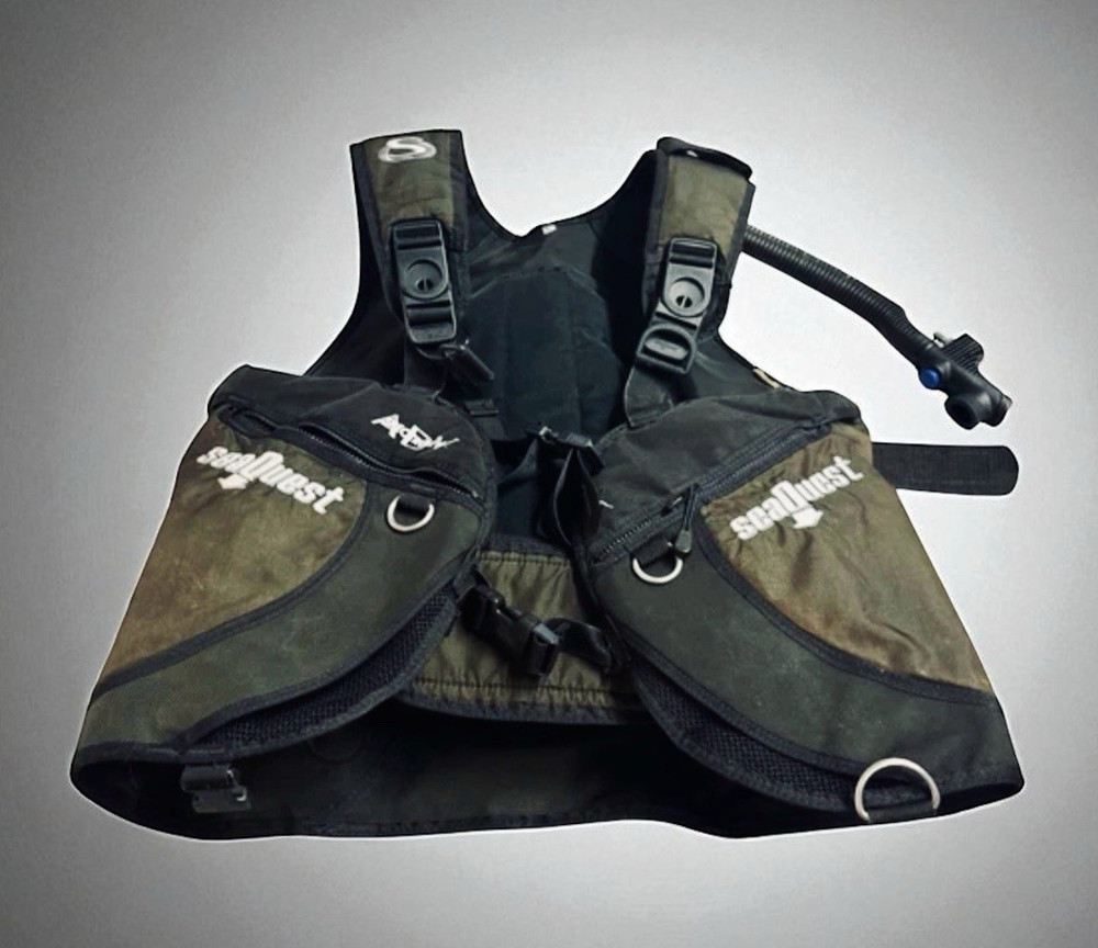 SeaQuest Spectrum ADV Size Large - Model 343404