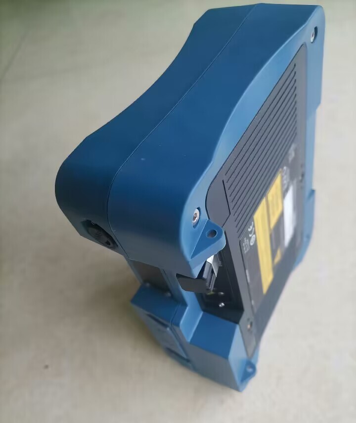 EXFO Max-715B OTDR Optical Time Domain Reflectometer Max-715B-M1-E1 new