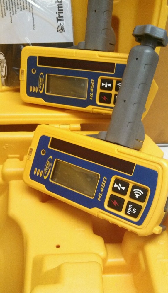Trimble Spectra Precision LL300N Level W/ ((2)) HL450 RECEIVER