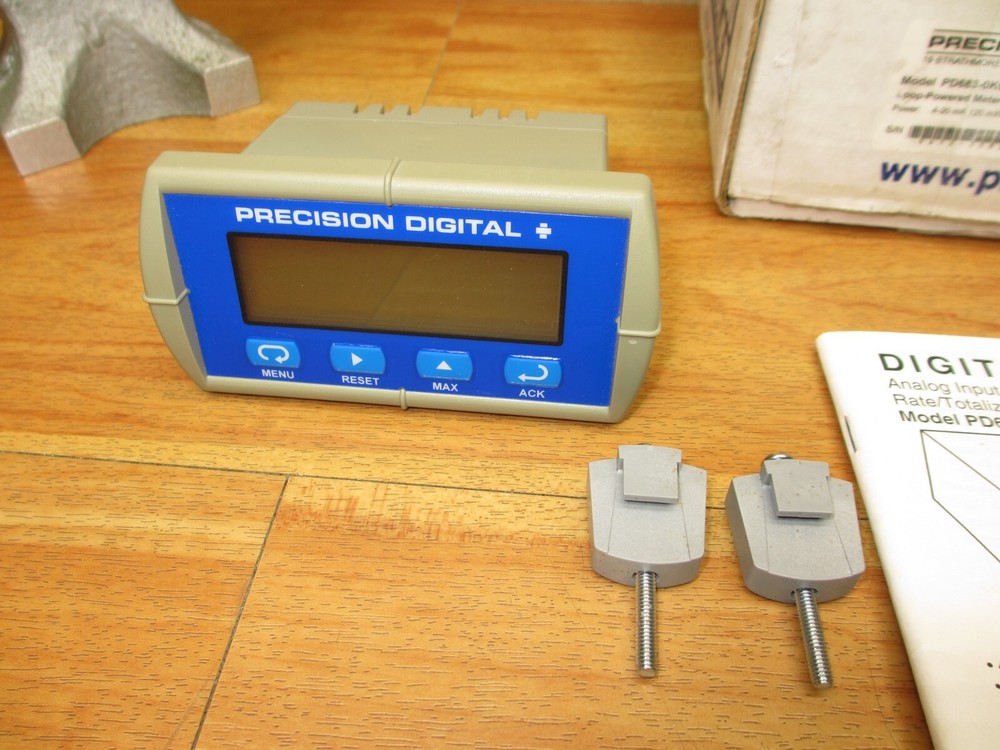 Precision Digital PD683-0K0 *PLZ READ* Loop Powered Meter Digital Panel Meter