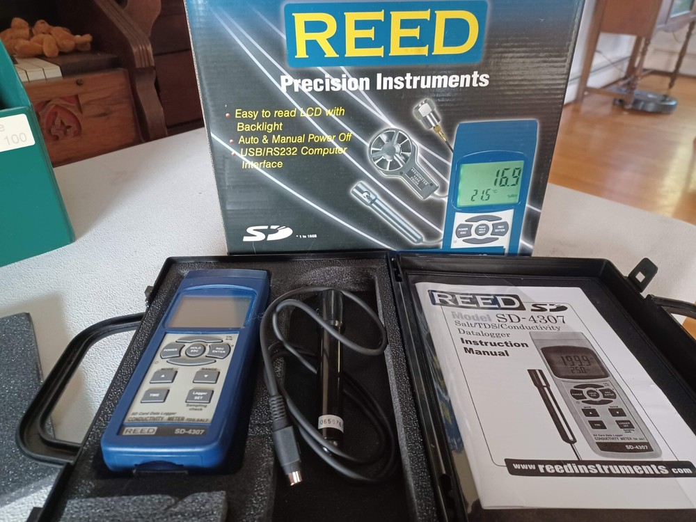 Reed Instruments SD-4307 Data Logging Conductivity/TDS/Salinity Meter