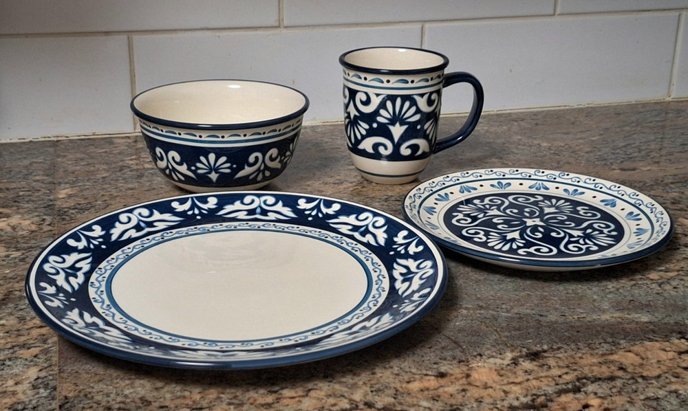 Bobby Flay Marbella Collection 4-Piece Dinnerware Set