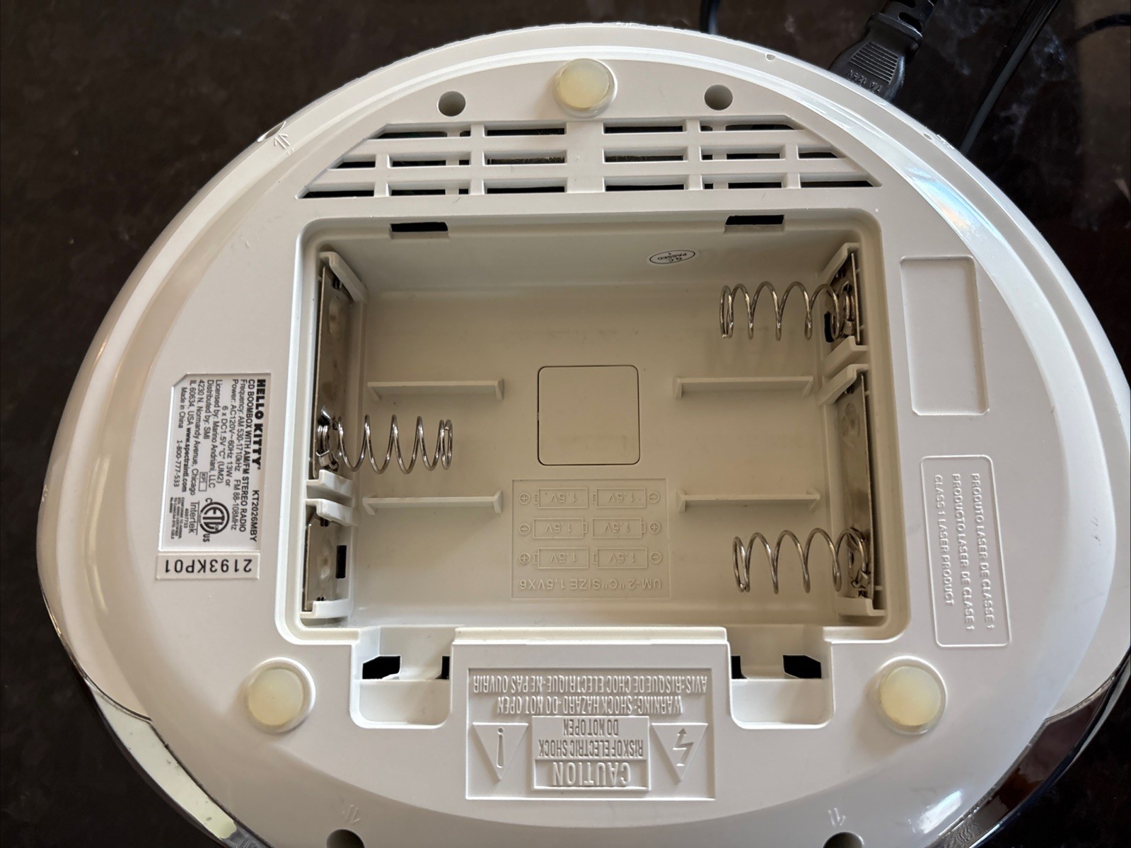 Hello Kitty CD Player Boombox AM/FM Radio KT2026MBY 2013 -Tested Works