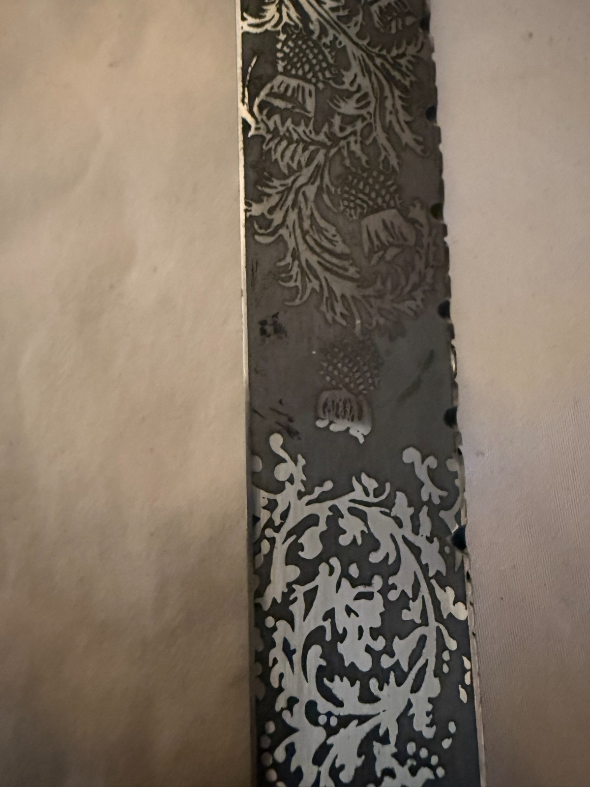 Windlass Steelcraft Dagger w/ scabbard, with etched blade