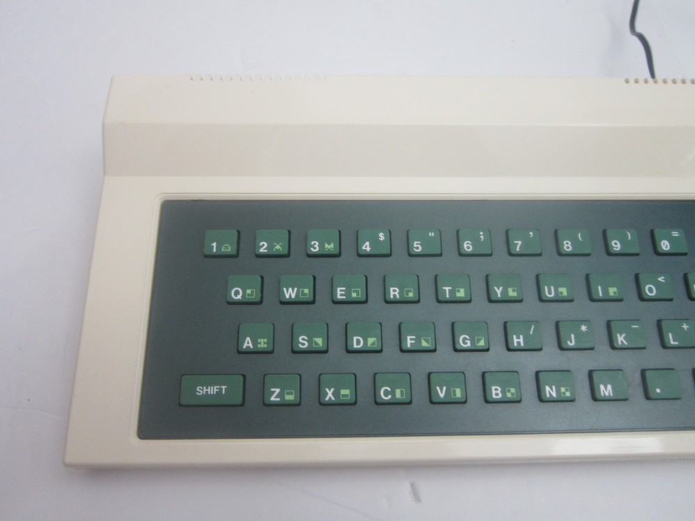 Sinclair & Lambada Clone PC 8300/IQ 8300 'YOUR COMPUTER' Clone with Manual Rare
